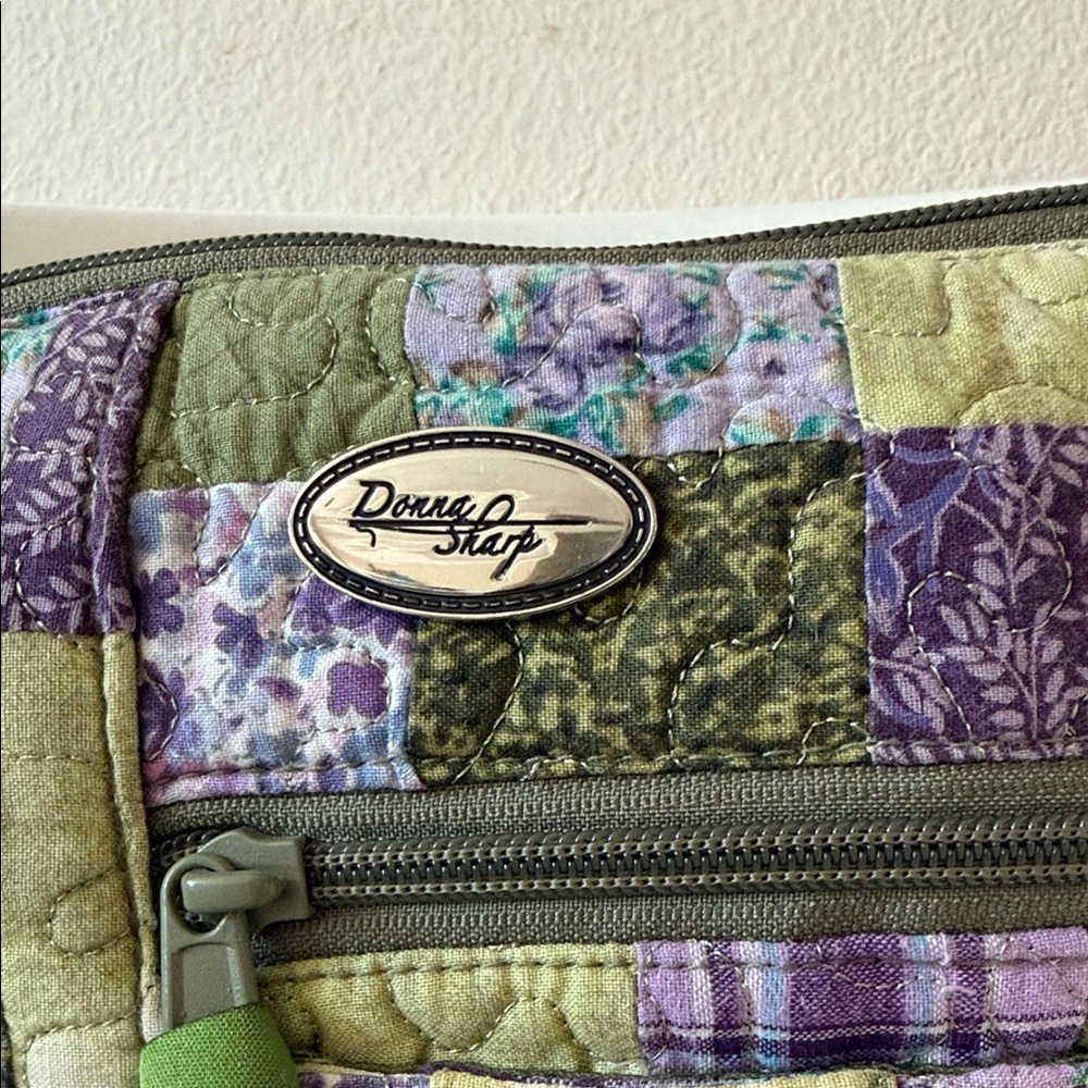 Donna Sharp Floral Patchwork Crossbody Handbag In… - image 2